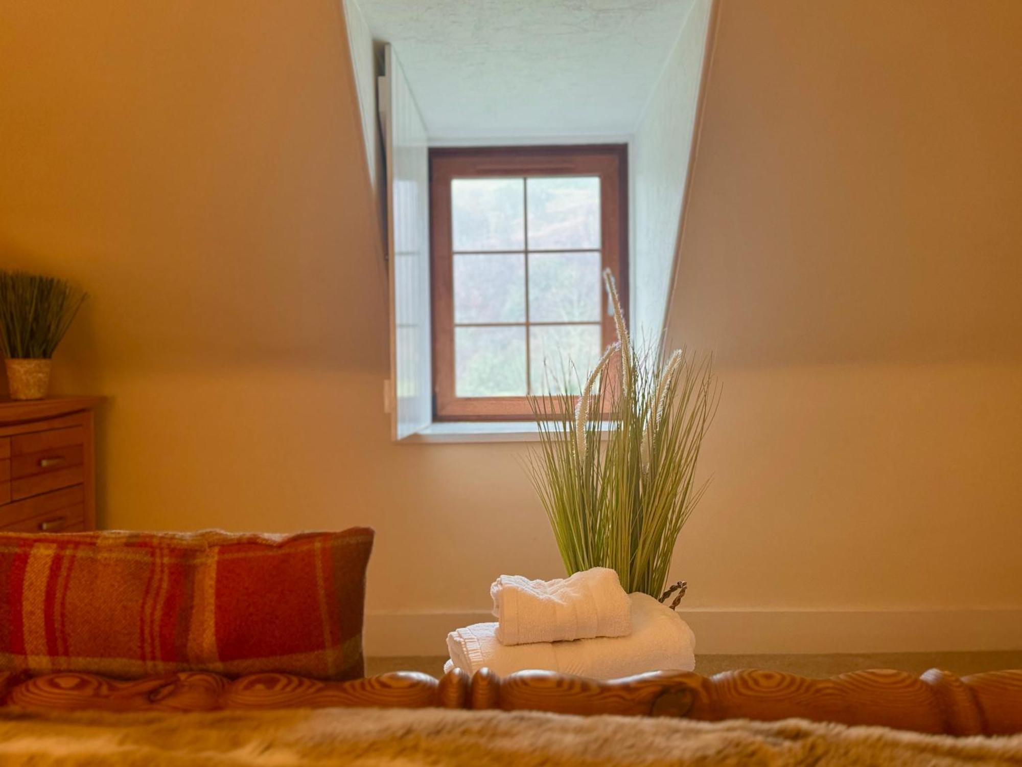 Rosemount Cottage Two - Highland Cottage غارف المظهر الخارجي الصورة
