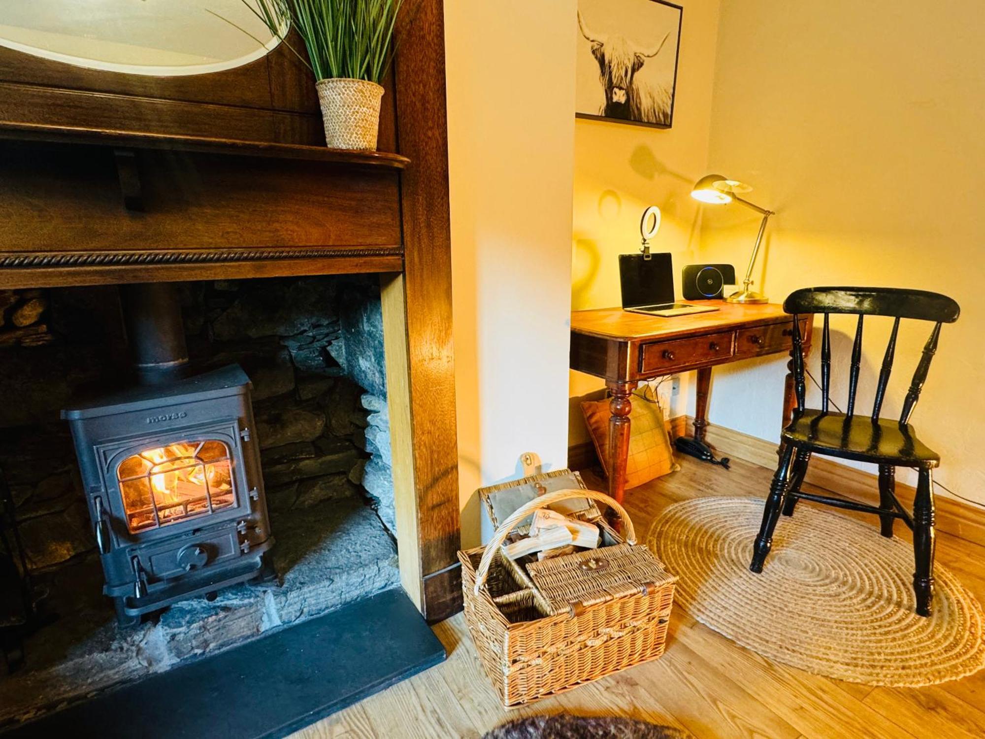 Rosemount Cottage Two - Highland Cottage غارف المظهر الخارجي الصورة