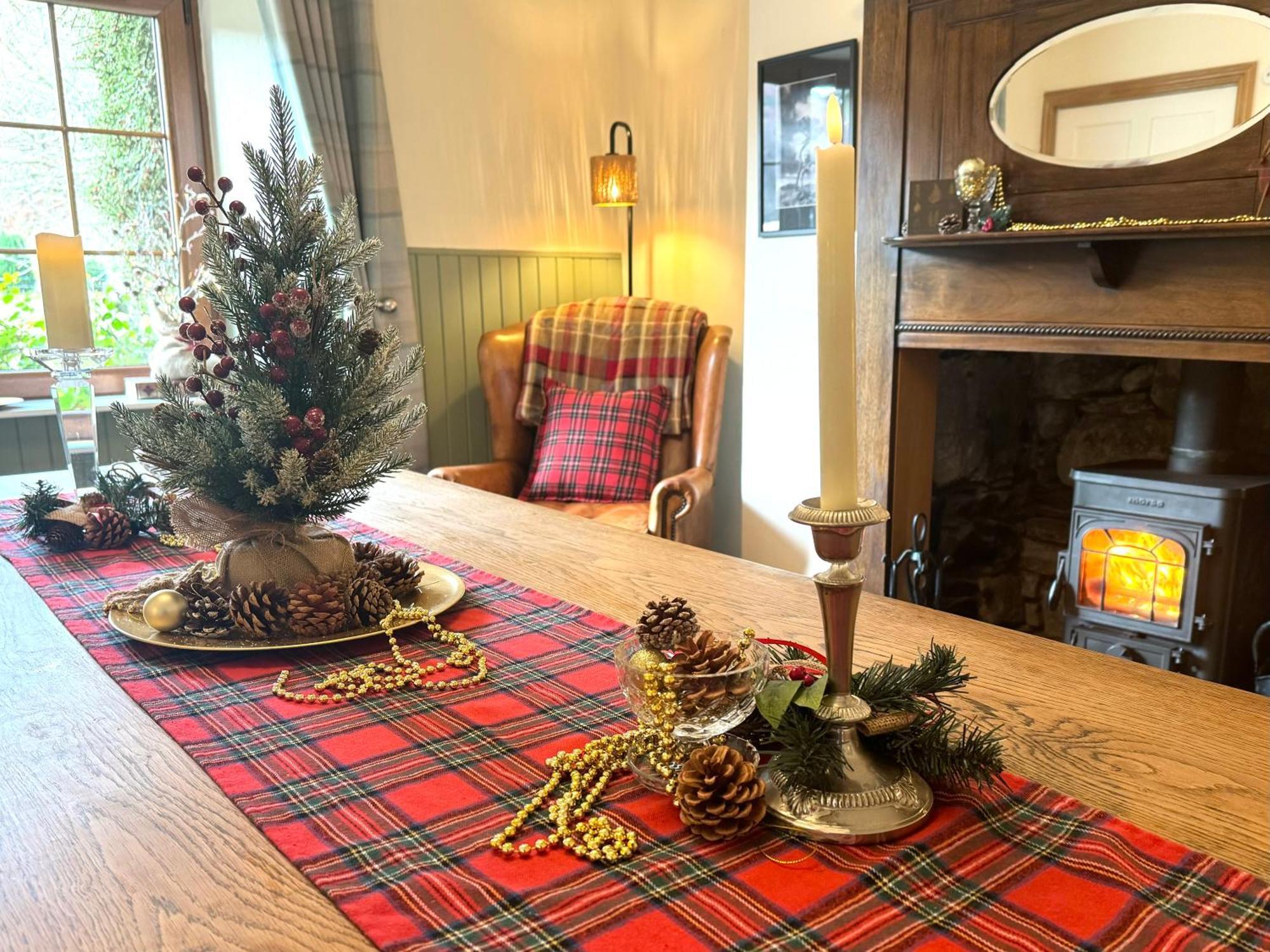 Rosemount Cottage Two - Highland Cottage غارف المظهر الخارجي الصورة